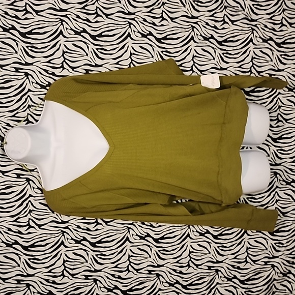 NWT Free People XS fits Medium to Large Ferngully & Mulberry color. - Picture 2 of 8